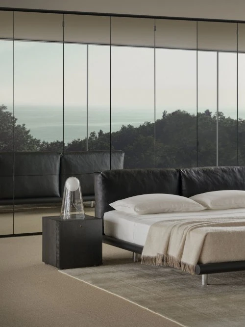 Porro, image:prodotti - Porro Spa - Comodino Offshore