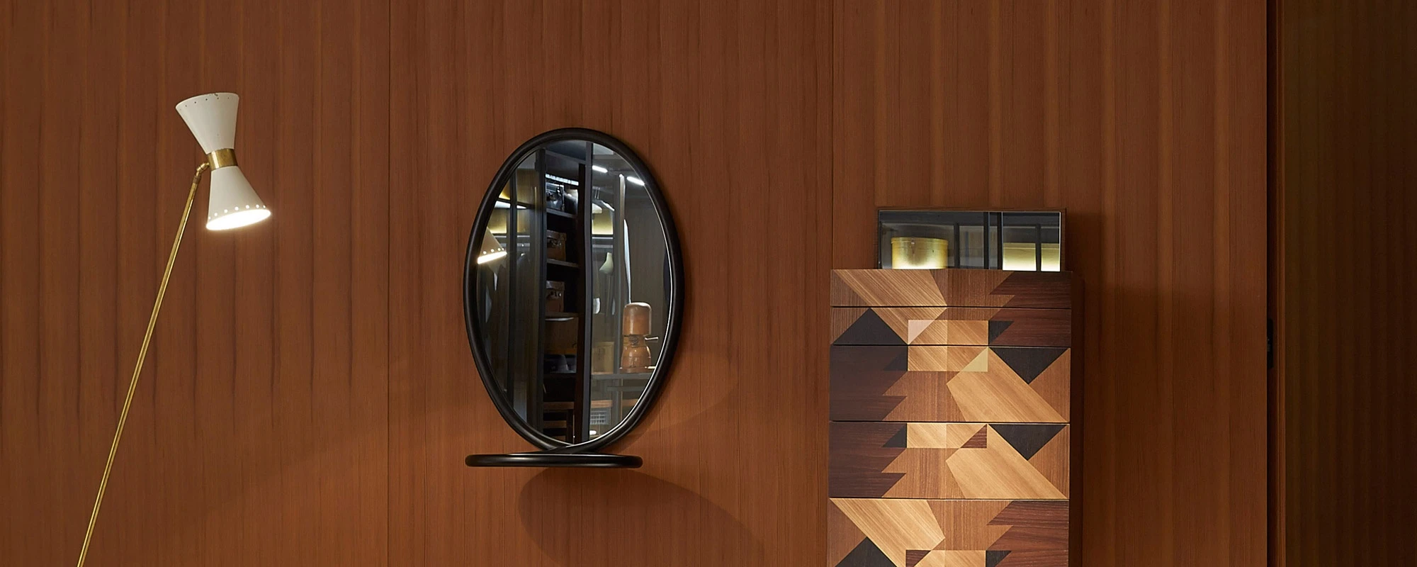 Porro - 20160329-14420-loop_mirror_slider.webp