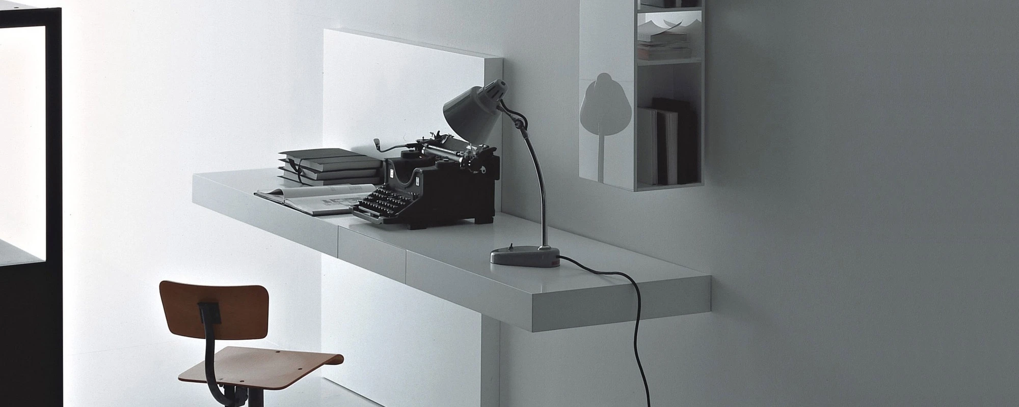 Porro - 20160329-14438-modern_scrittoio_slider.webp