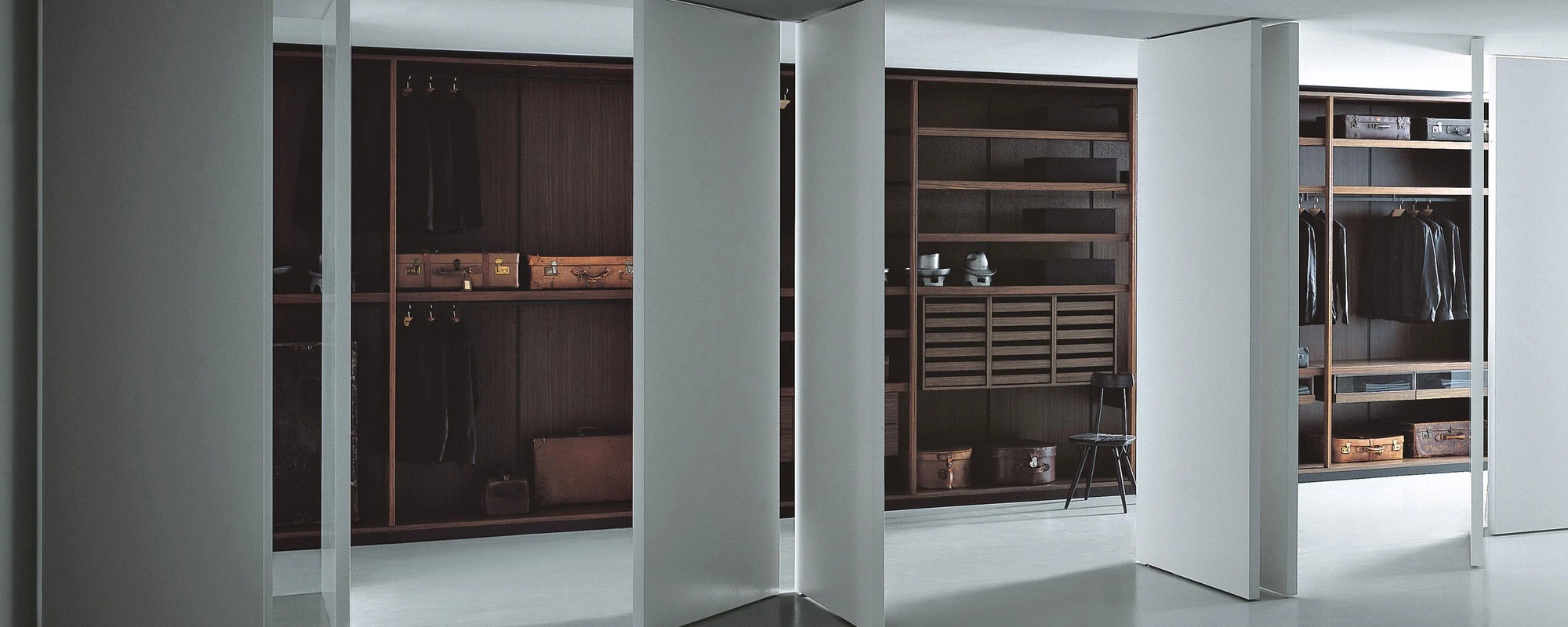 Porro - 20160329-14456-pivot_slider.webp