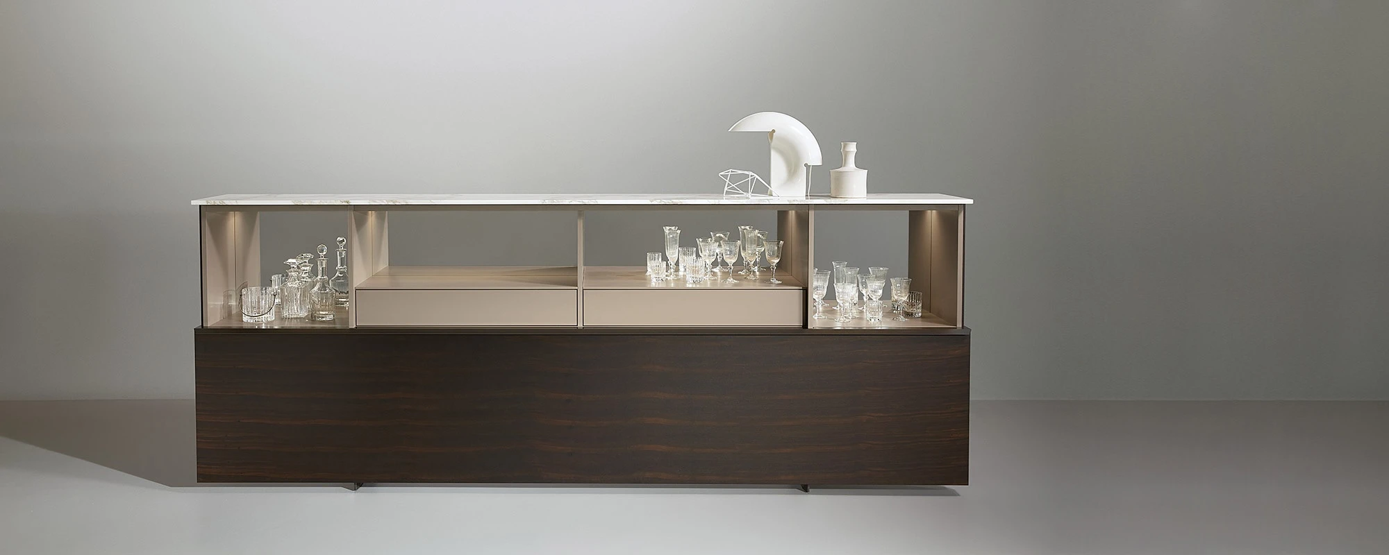 Porro - 20191008-22647-gallery_low_cupboard_slider-top.webp