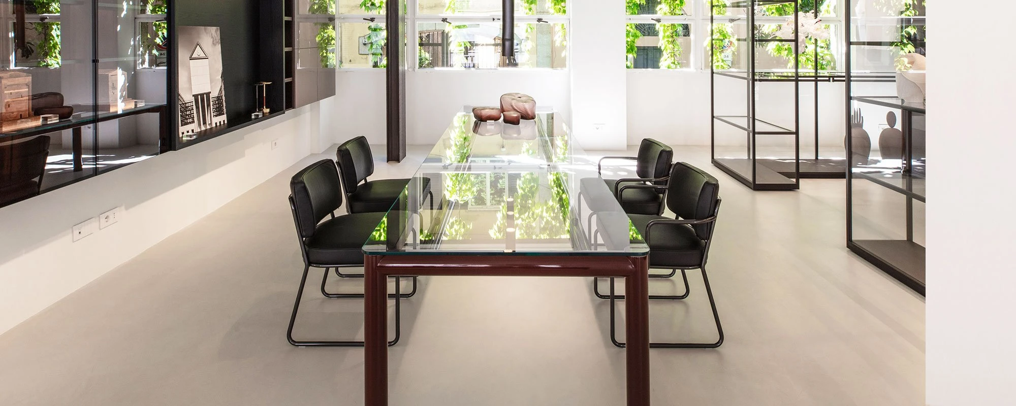 Porro - 20251104-34128-Porro_Ventiquattro_slider_02.webp