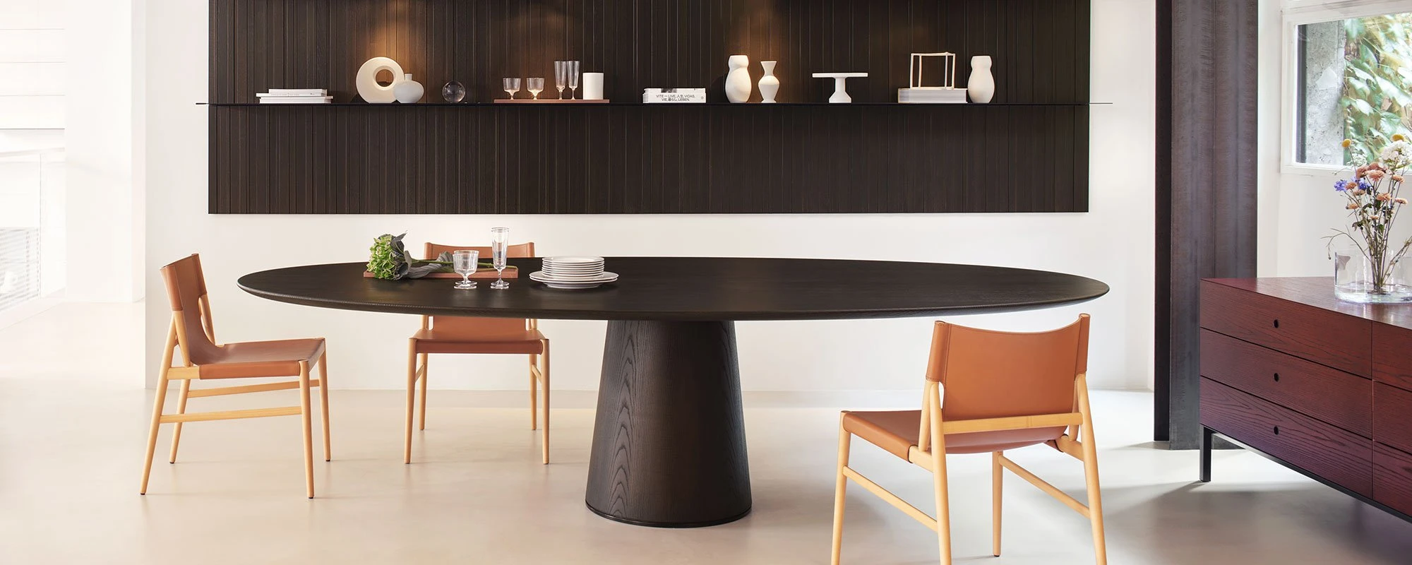 Porro - 20251105-34187-Porro_Materic-ovale_slider-top01.webp